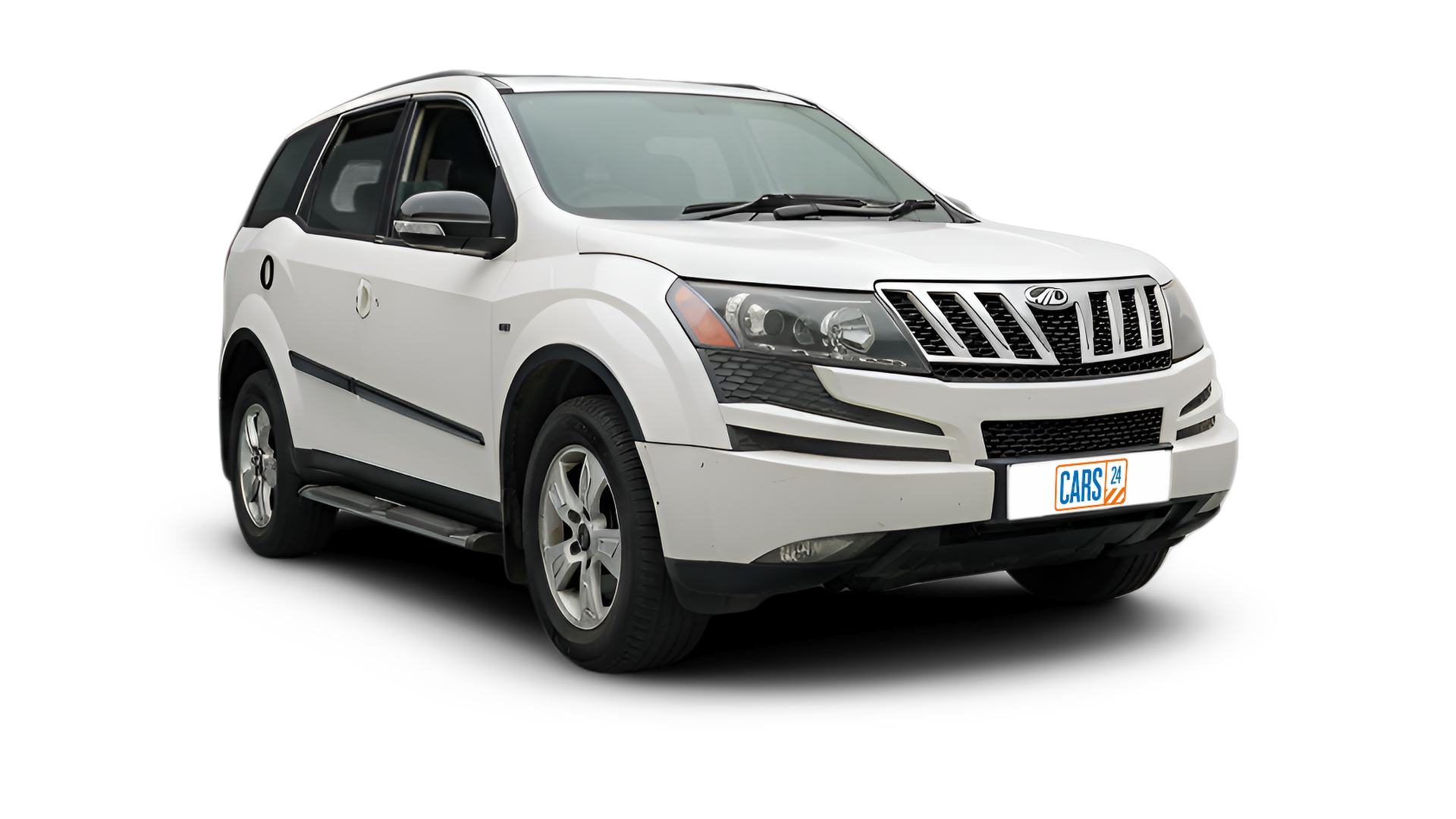 Mahindra XUV500-img